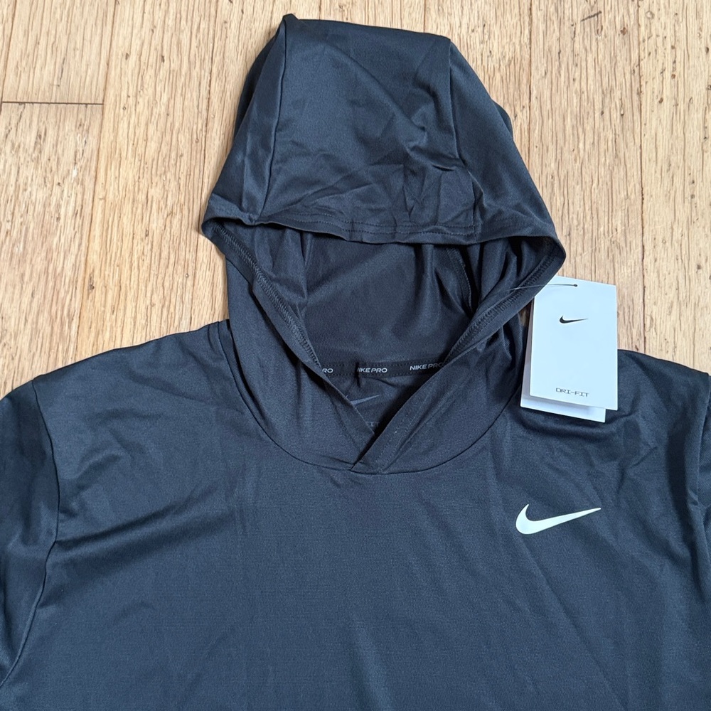 Nike Pro Men's Dri-FIT Hyper Dry Light Training Hoodie - Picture 4 of 10
